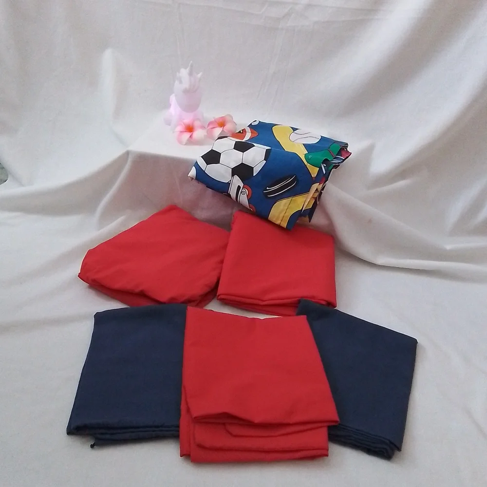 Red and Blue Twin Sheet Set with Bonus Coordinating Window Topper